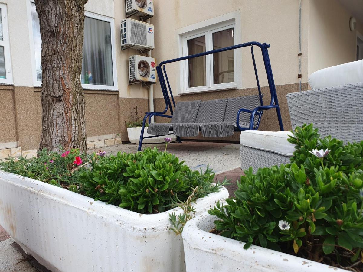 Апартаменти Apartman Klaudijo Башка Екстер'єр фото